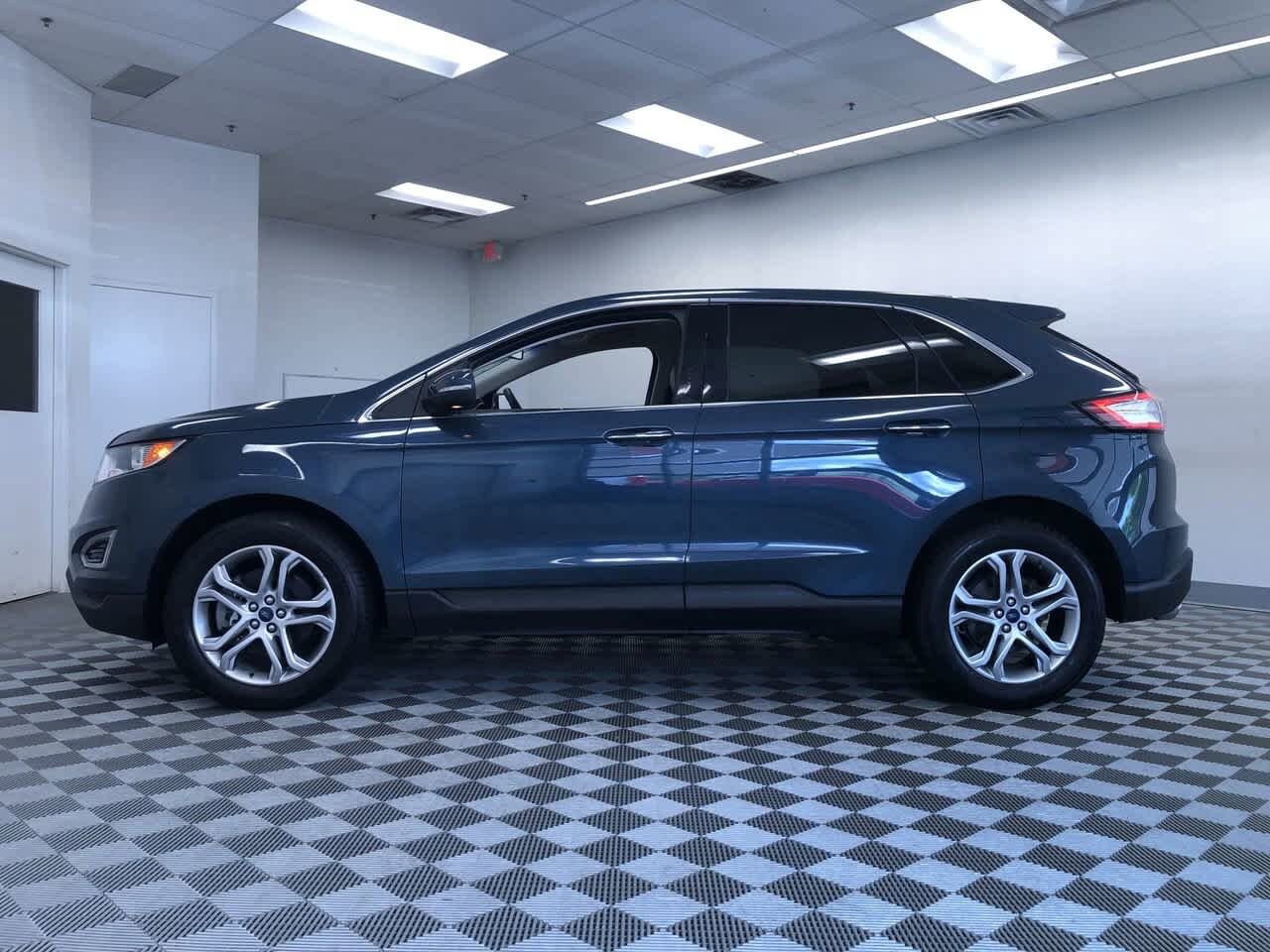 Thumbnail: 2016 Ford Edge - 11