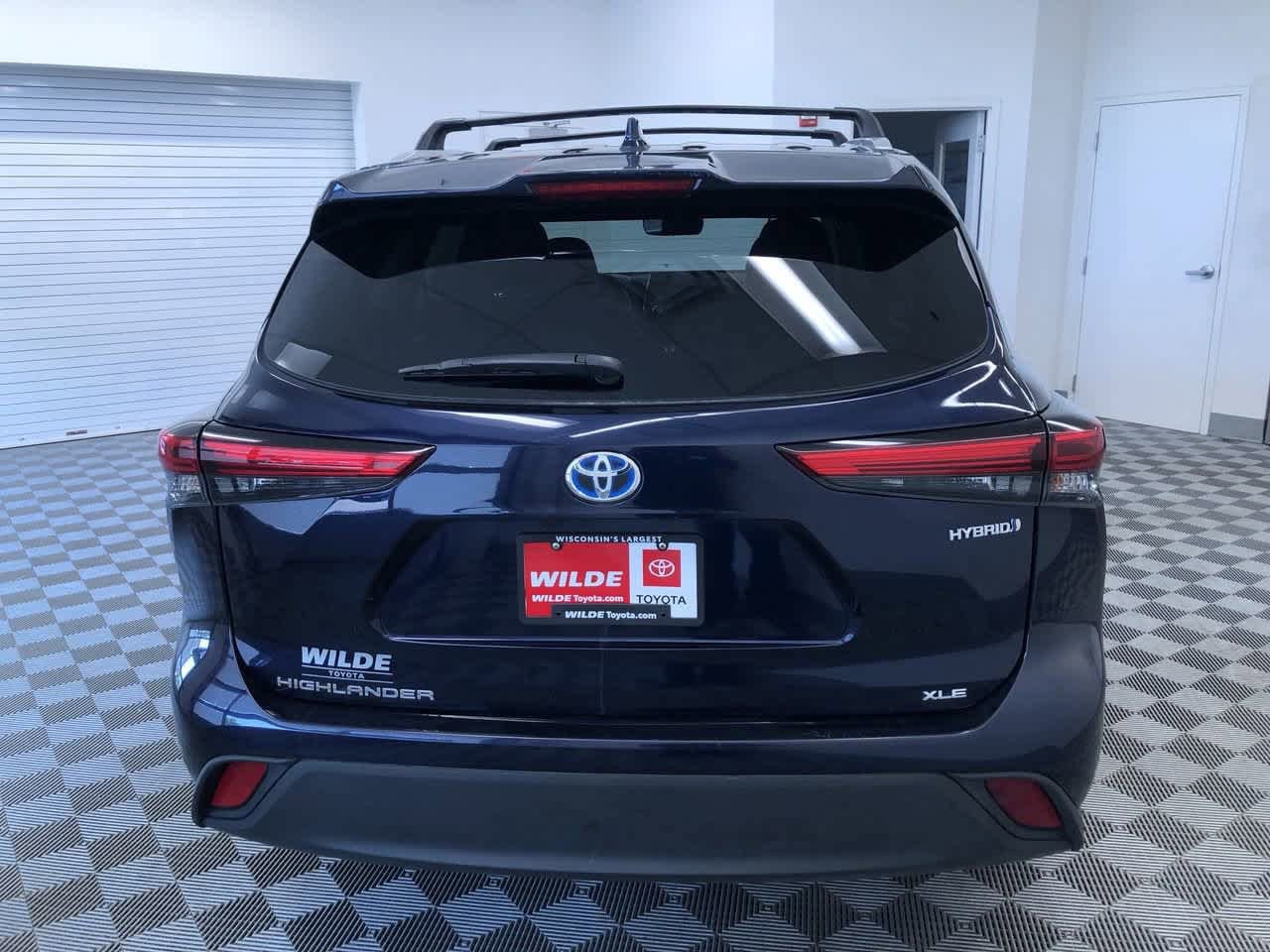 2023 Toyota Highlander XLE 13