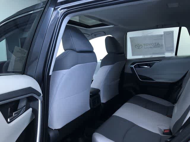 Thumbnail: 2025 Toyota RAV4 - 19