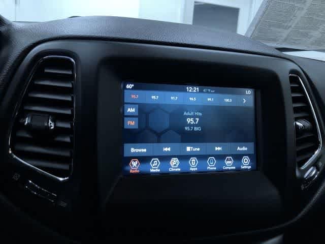 Thumbnail: 2019 Jeep Compass - 20