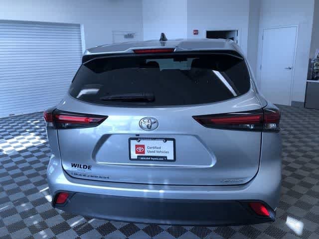 Thumbnail: 2024 Toyota Highlander - 15