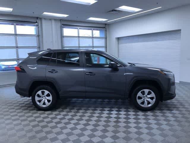 Thumbnail: 2025 Toyota RAV4 - 36