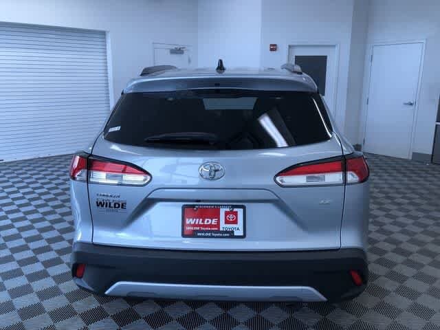 Thumbnail: 2025 Toyota Corolla Cross - 13