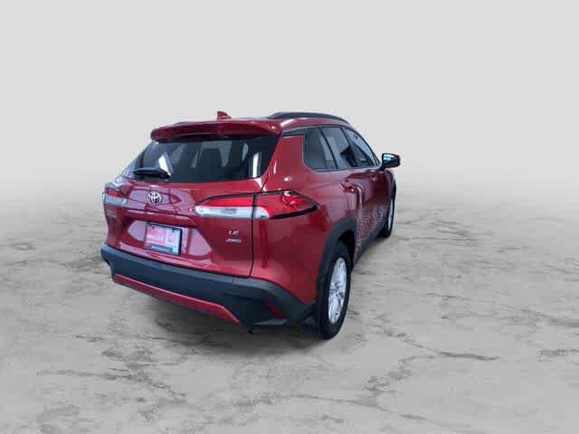 Thumbnail: 2022 Toyota Corolla Cross - 10