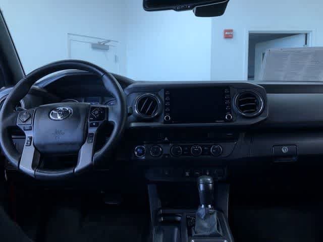 Thumbnail: 2022 Toyota Tacoma - 11