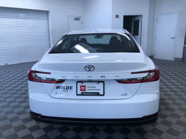 2026 Toyota Camry LE - Photo 13