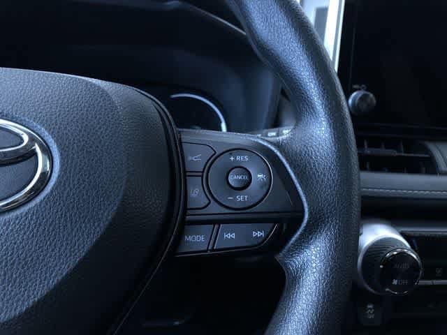 Thumbnail: 2025 Toyota RAV4 - 26