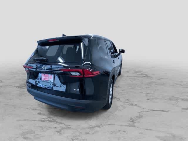 Thumbnail: 2026 Toyota Grand Highlander - 9
