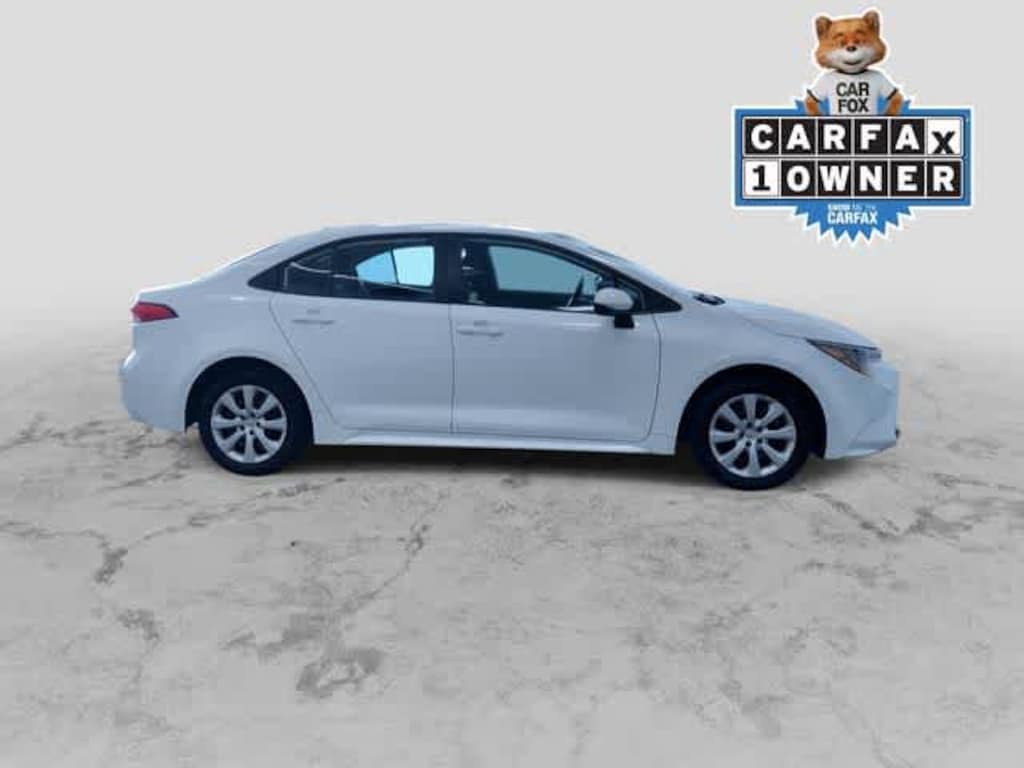 Used 2024 Toyota Corolla LE Car