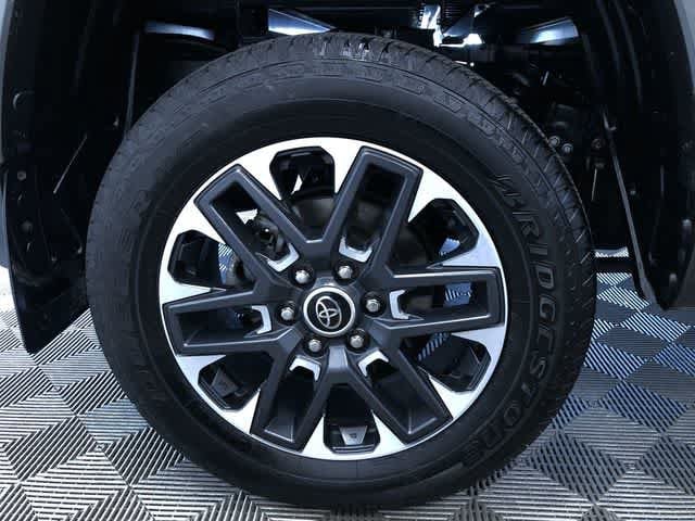 Thumbnail: 2022 Toyota Tundra - 11