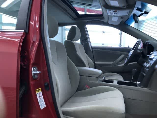 Thumbnail: 2011 Toyota Camry - 22