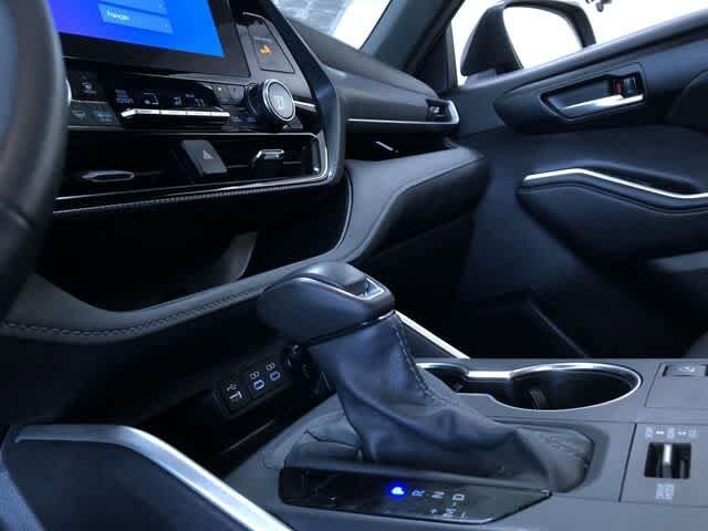 Thumbnail: 2025 Toyota Highlander - 30