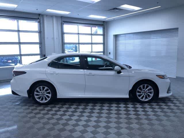 Thumbnail: 2022 Toyota Camry - 33