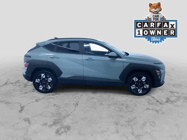 2024 Hyundai Kona SEL photo 2