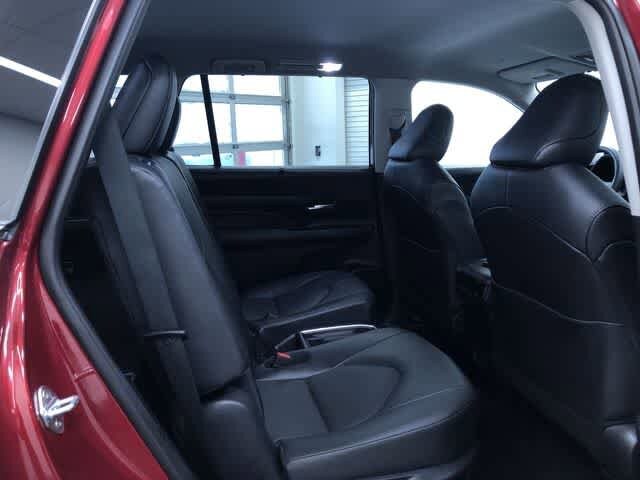 Thumbnail: 2025 Toyota Grand Highlander - 21