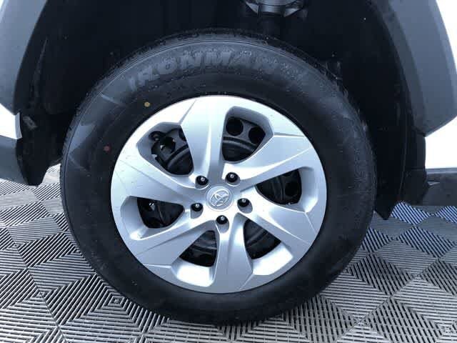 Thumbnail: 2025 Toyota RAV4 - 16