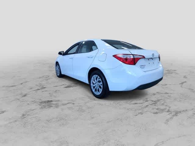 Thumbnail: 2015 Toyota Corolla - 9