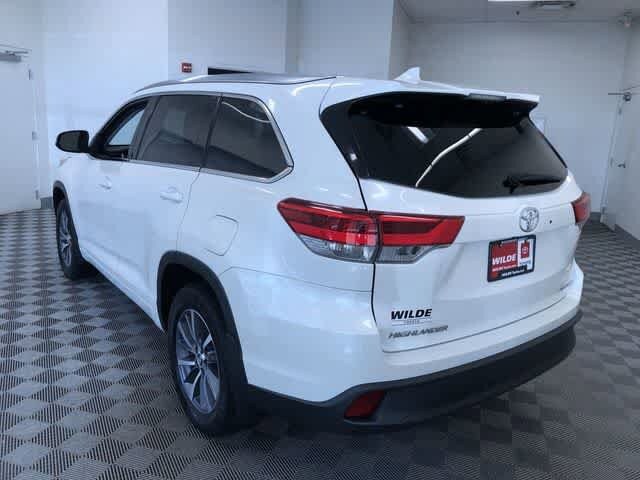 Thumbnail: 2018 Toyota Highlander - 14