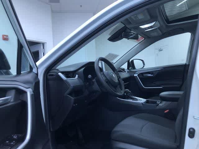 Thumbnail: 2025 Toyota RAV4 - 10