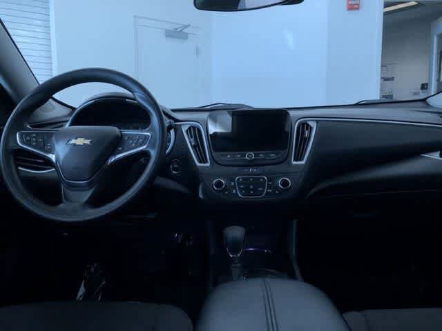 Thumbnail: 2024 Chevrolet Malibu - 18