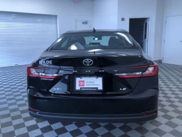 2026 Toyota Camry LE - Photo 13