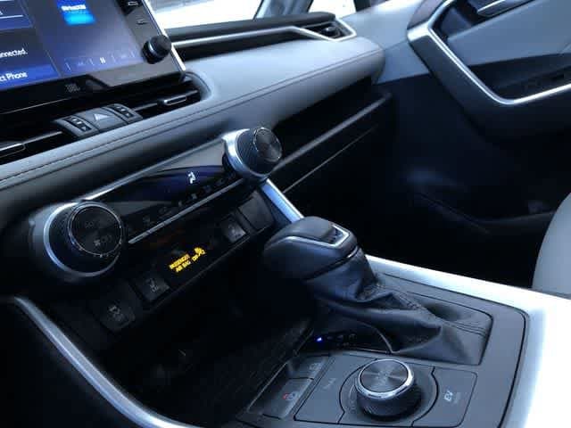 Thumbnail: 2022 Toyota RAV4 - 29
