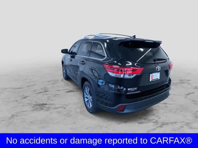 Thumbnail: 2019 Toyota Highlander - 7