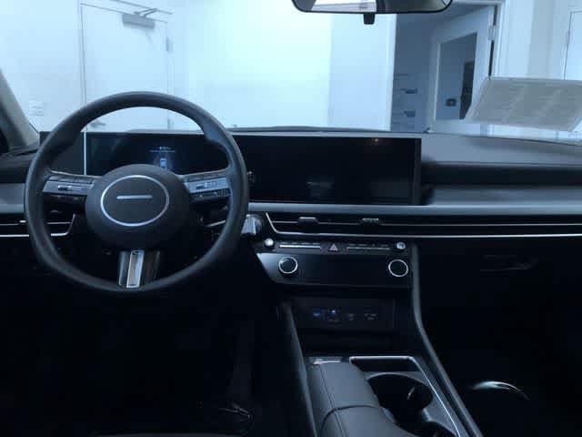 Thumbnail: 2025 Hyundai Sonata - 17