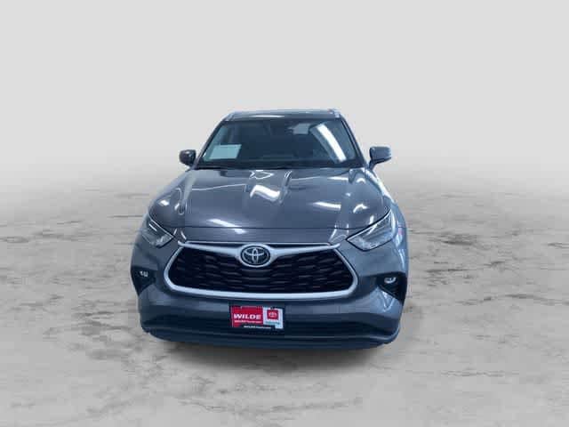 Thumbnail: 2024 Toyota Highlander - 4
