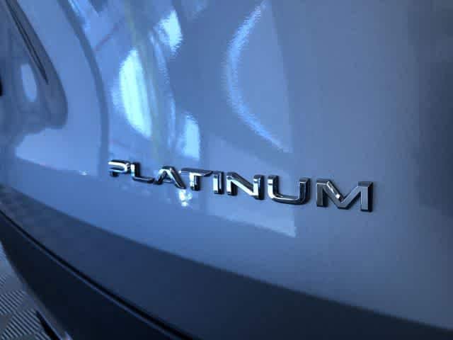 Thumbnail: 2024 Toyota Grand Highlander - 17