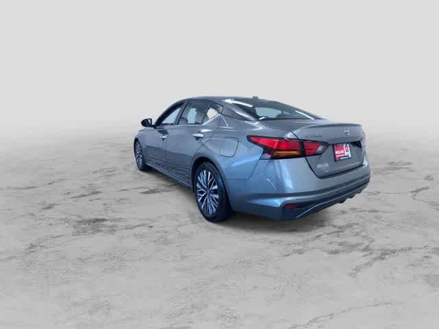 Thumbnail: 2023 Nissan Altima - 8