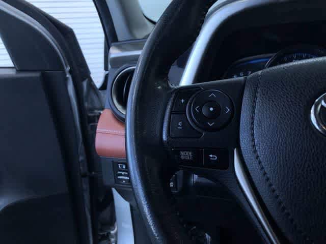 Thumbnail: 2013 Toyota RAV4 - 25