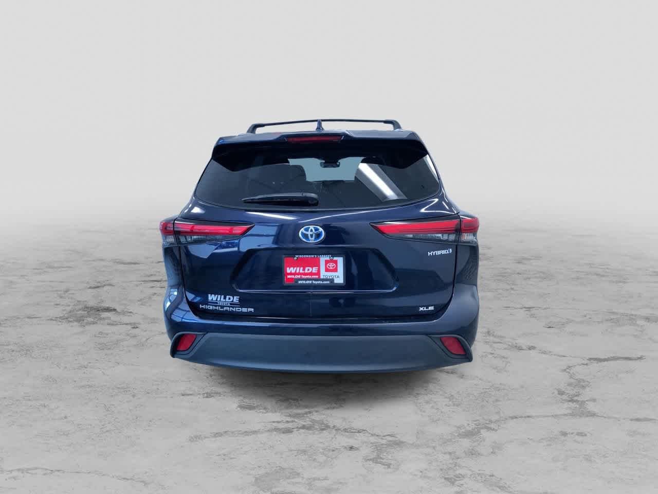 2023 Toyota Highlander XLE 8