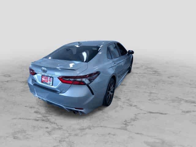 Thumbnail: 2023 Toyota Camry - 10