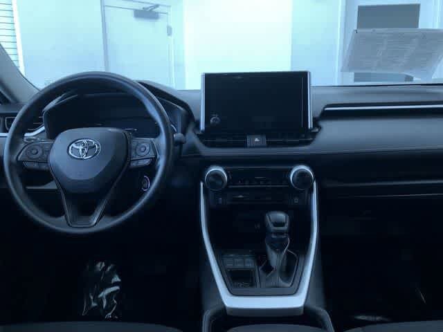 Thumbnail: 2025 Toyota RAV4 - 17