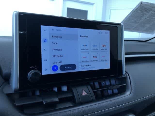 Thumbnail: 2024 Toyota RAV4 - 28