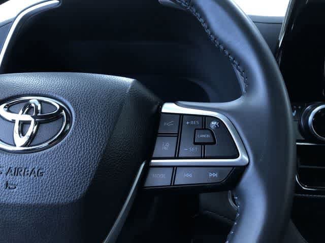 Thumbnail: 2025 Toyota Highlander - 26
