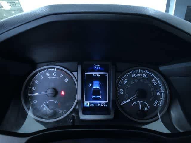 Thumbnail: 2019 Toyota Tacoma - 25