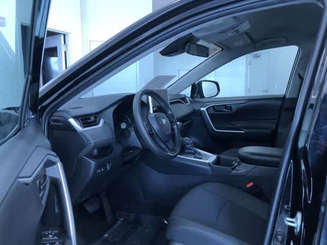 Thumbnail: 2024 Toyota RAV4 - 10