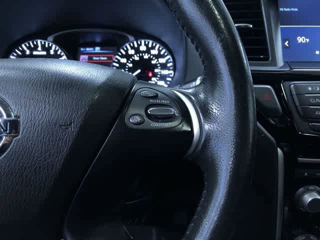 Thumbnail: 2017 Nissan Pathfinder - 26