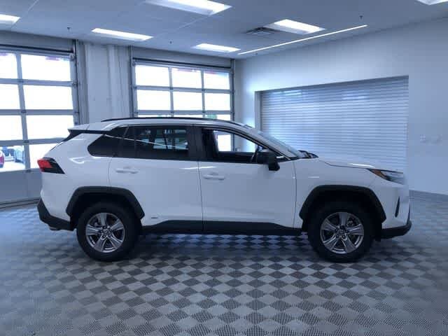 Thumbnail: 2025 Toyota RAV4 - 35