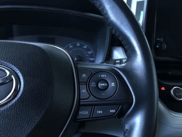 Thumbnail: 2023 Toyota Corolla Cross - 25