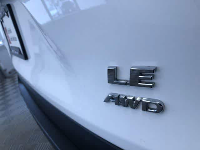 Thumbnail: 2025 Toyota RAV4 - 15