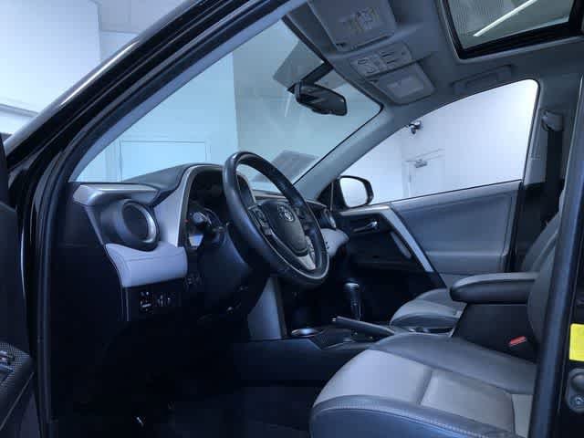 Thumbnail: 2013 Toyota RAV4 - 11