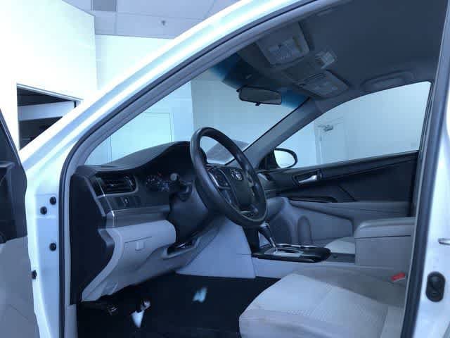 Thumbnail: 2014 Toyota Camry - 11
