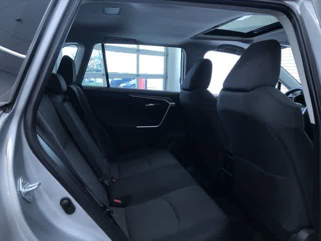 Thumbnail: 2022 Toyota RAV4 - 13