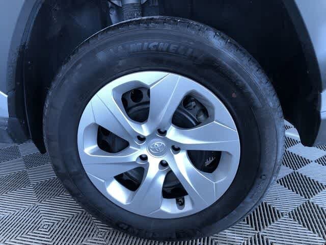 Thumbnail: 2025 Toyota RAV4 - 16