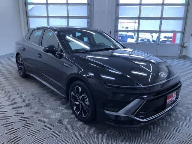 Thumbnail: 2025 Hyundai Sonata - 34