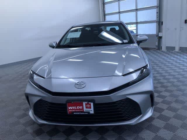 Thumbnail: 2025 Toyota Camry - 15