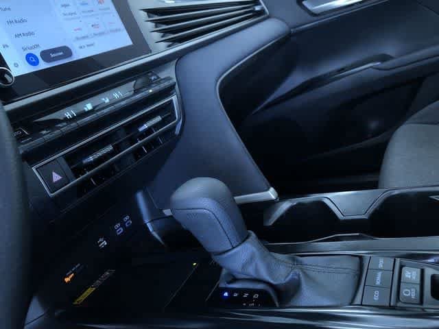 Thumbnail: 2025 Toyota Camry - 30